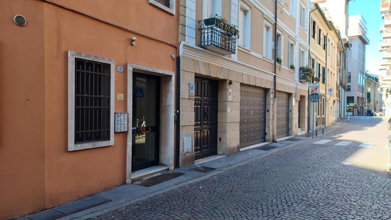 Ferienwohnung Al Teatro Padua Zimmer foto